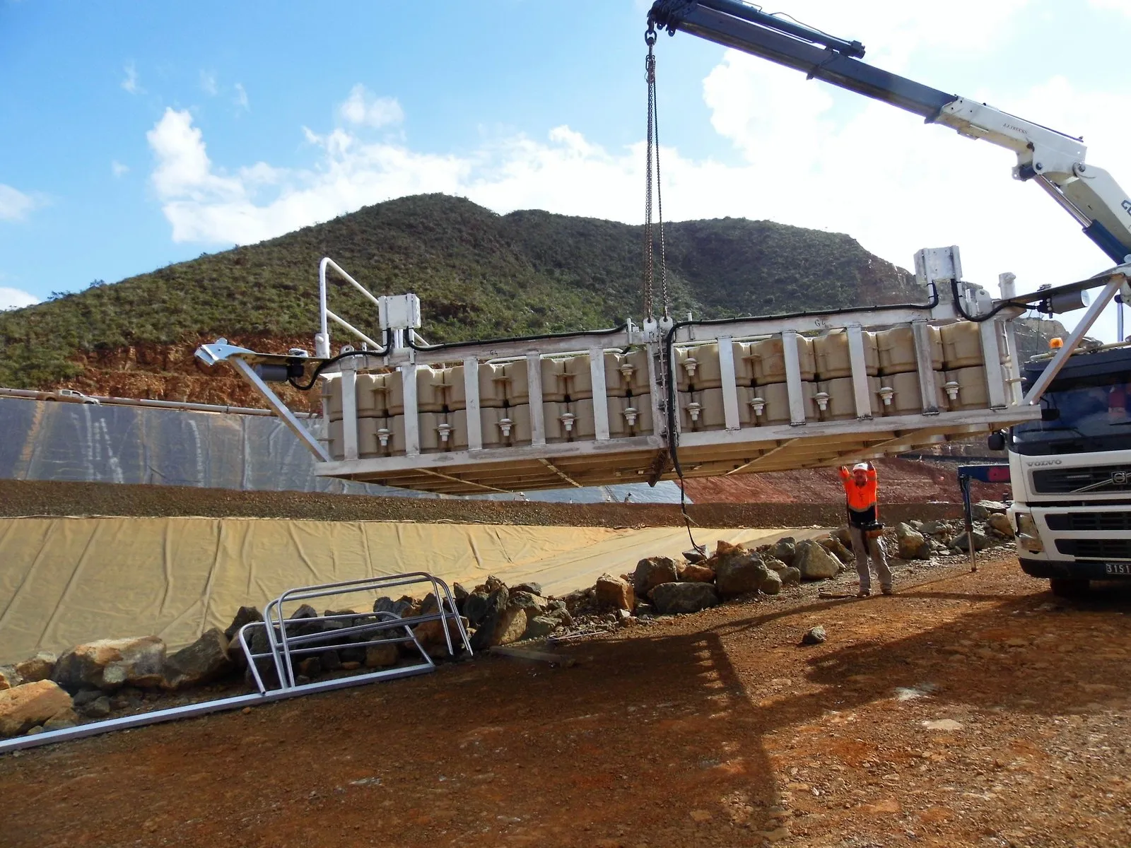 Proyecto industrial con plataformas flotantes Candock