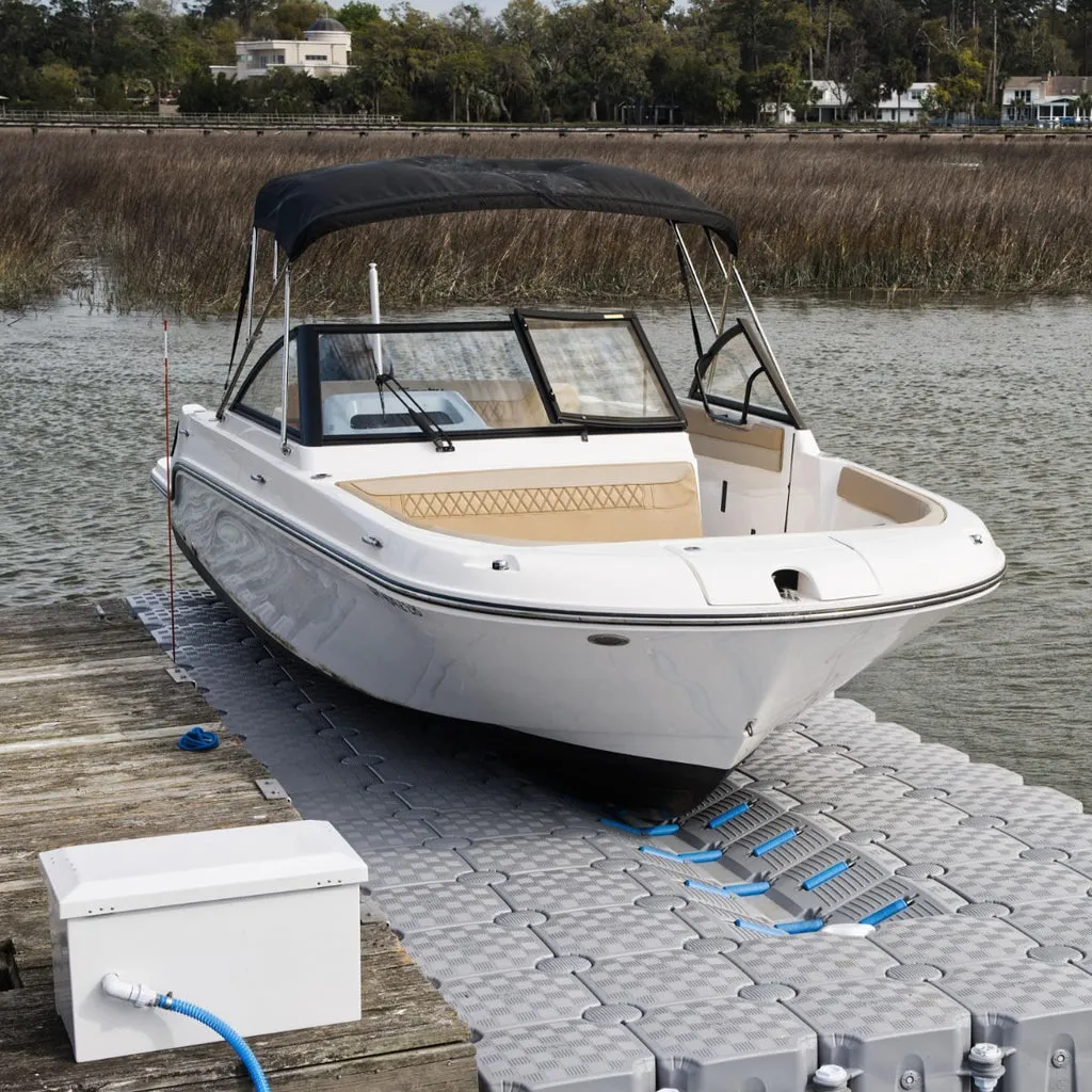 Bayliner de 22 pies sobre JetSlide