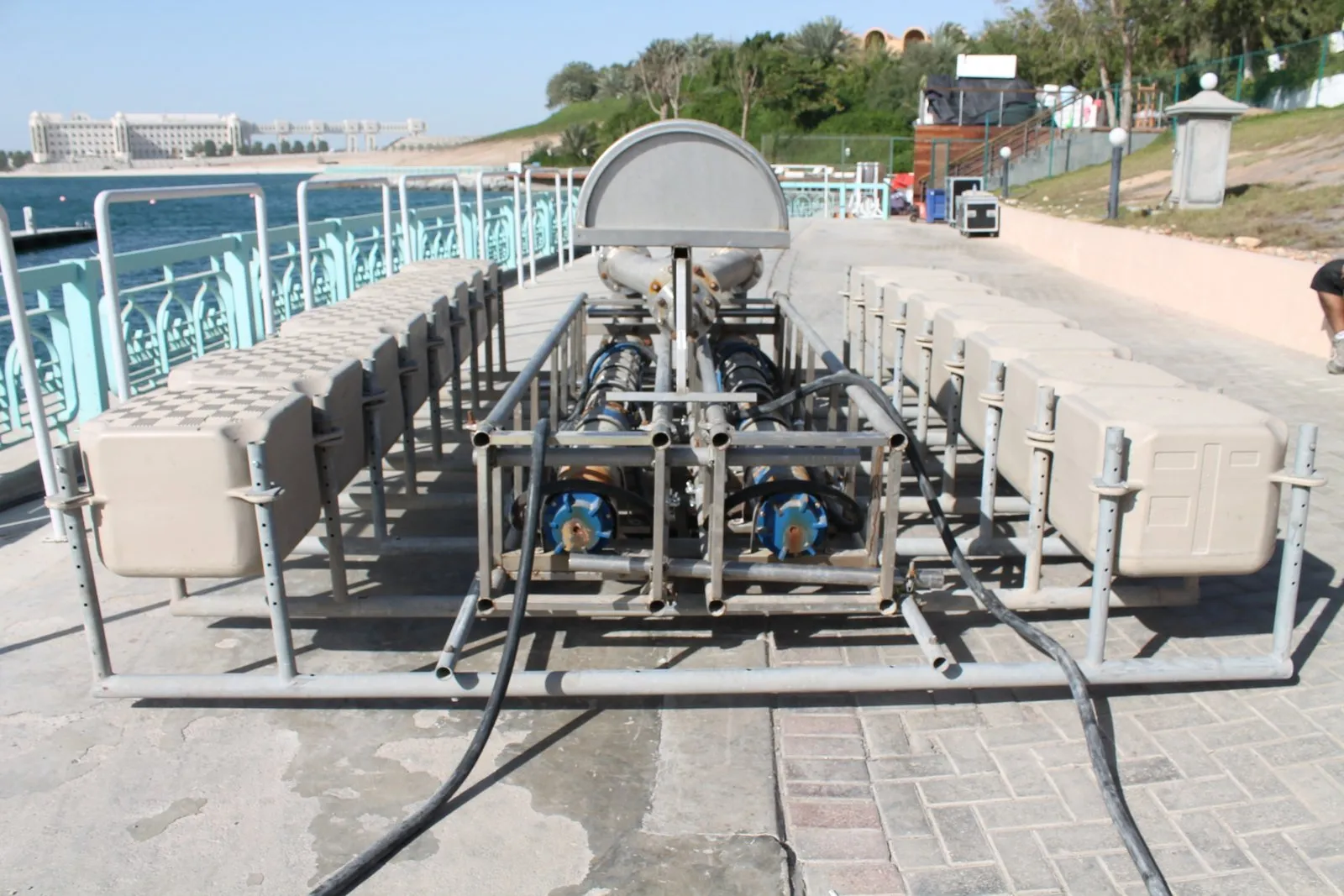 Proyecto industrial con plataformas flotantes Candock