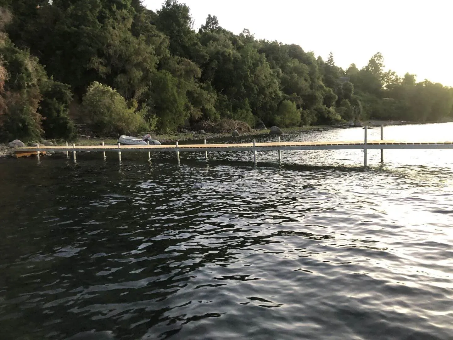 Muelle modular, lago Calafquén